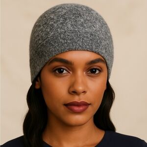 🚨NEW BAREFOOT DREAMS Cozychic Lite Confetti Beanie In Smokey Green Fog Gray